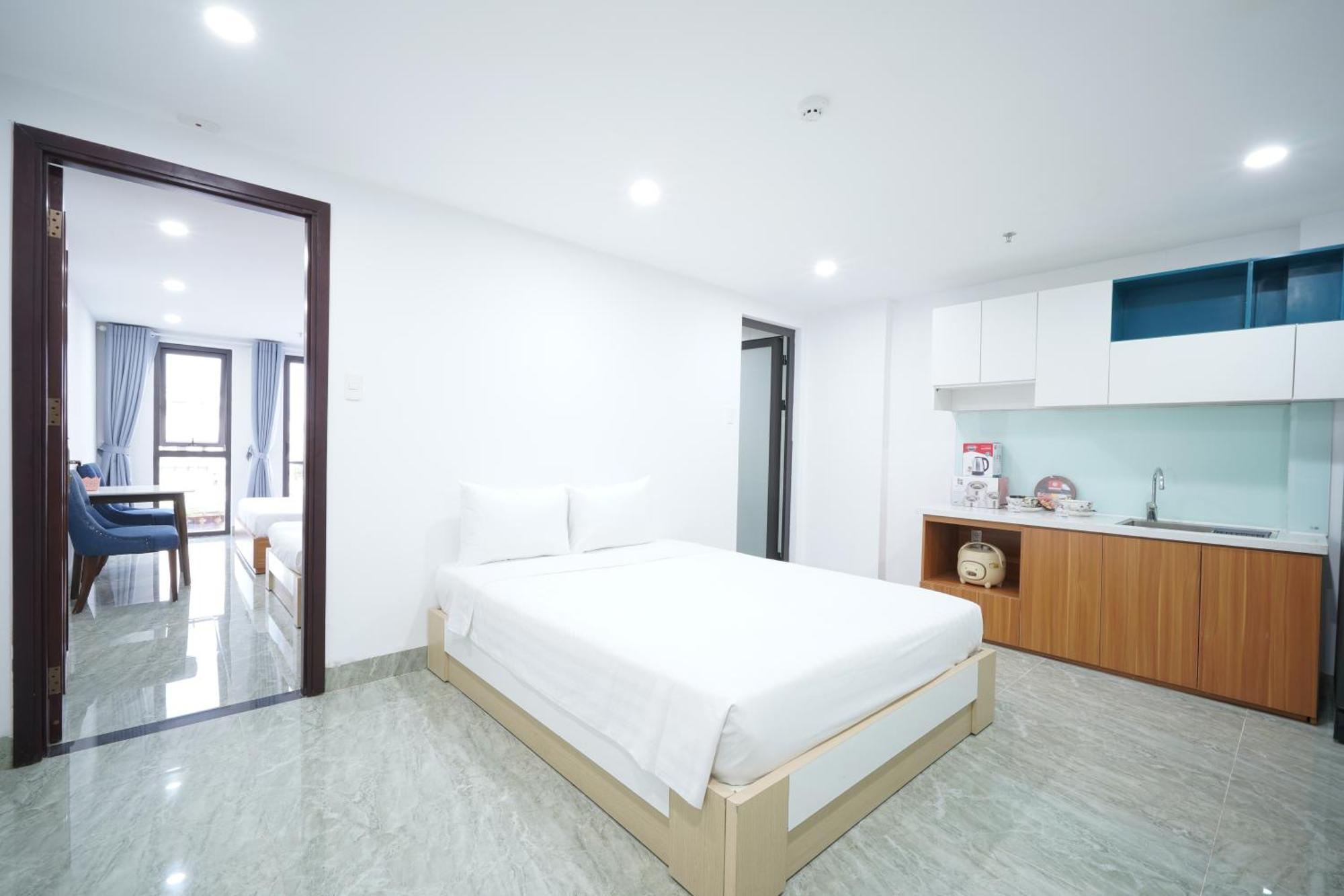Samya & Da Nang